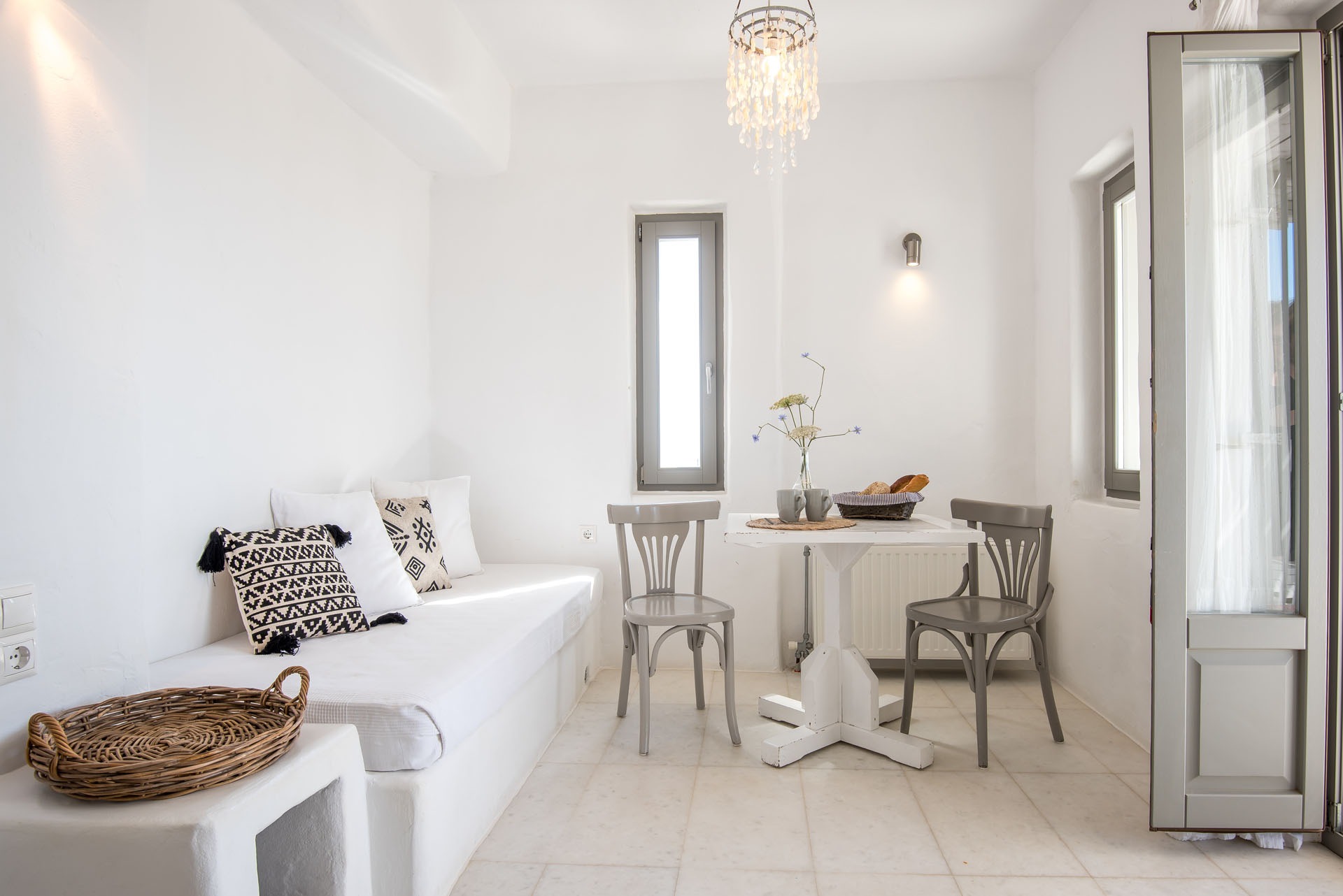 Deluxe Sea View Apartment